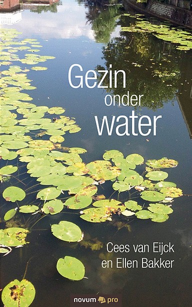Gezin onder water Cover: Gezin onder water