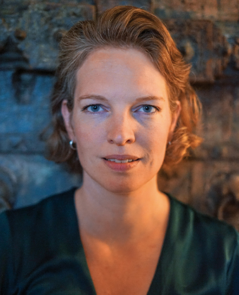 Portretfoto van schrijfster Ingrid van Boxtel